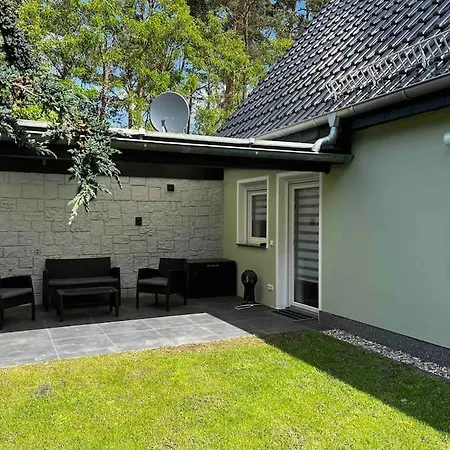 شقة -haus Am Waeldchen- *